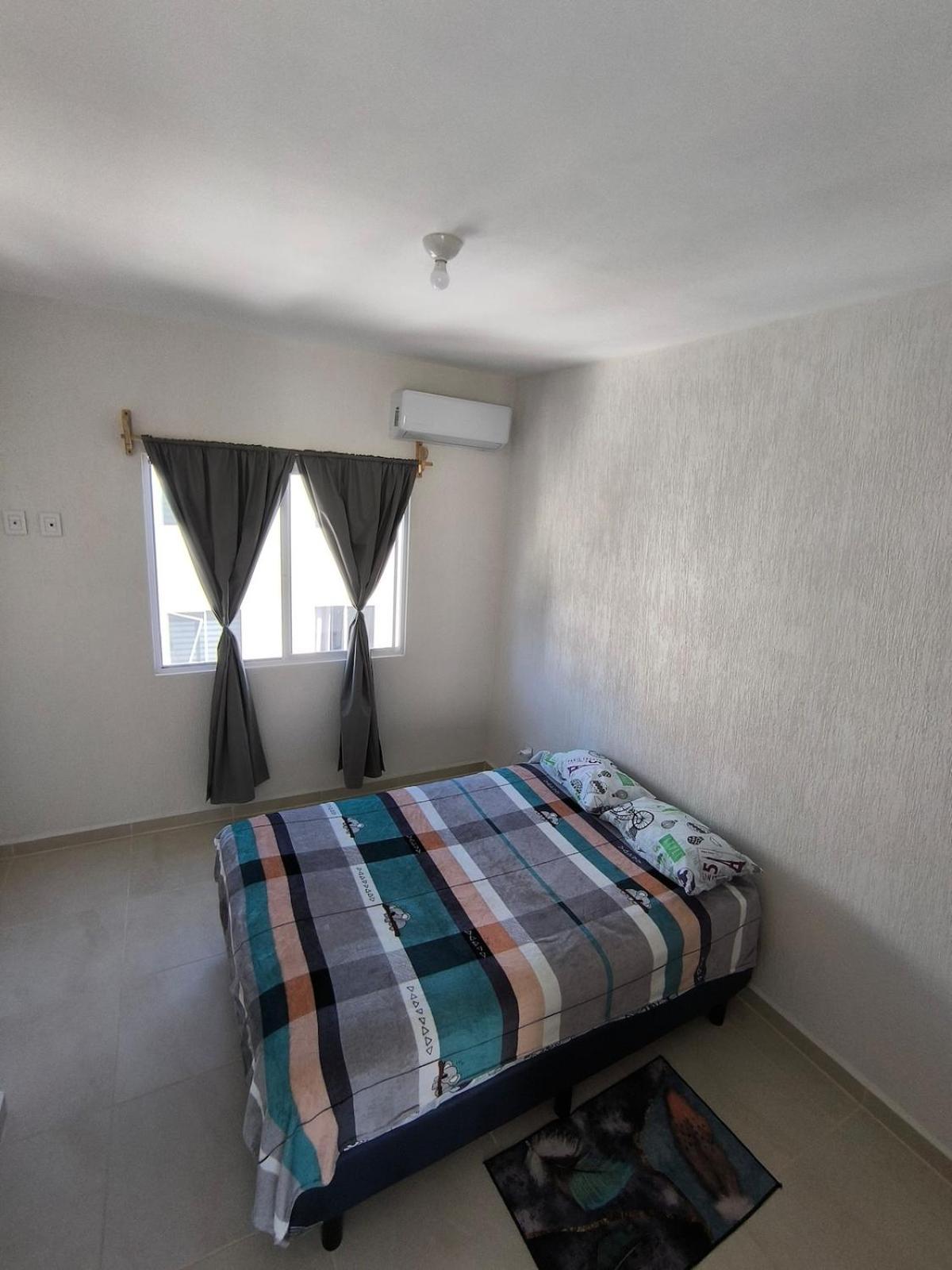 Casa Holkan,